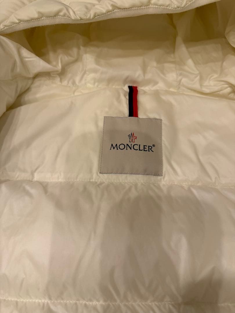 モンクレール　ホワイト　ショート　ダウン　サイズ　1