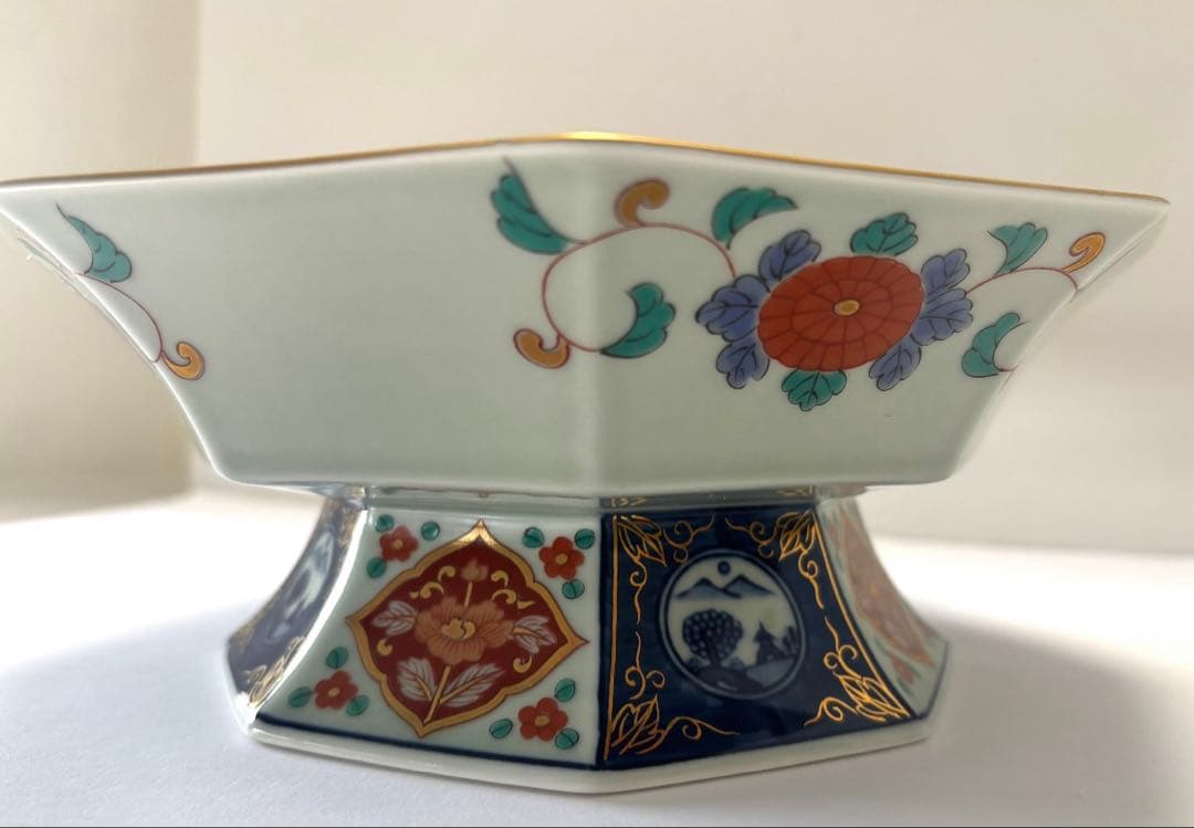 高台大鉢　伊万里　山水八角　色絵　金彩飾り　高台皿　高台鉢　未使用　有田焼