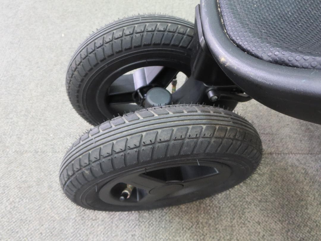 GRACOグレコ　ベビーカーシティトレック GB　3輪ベビーカー