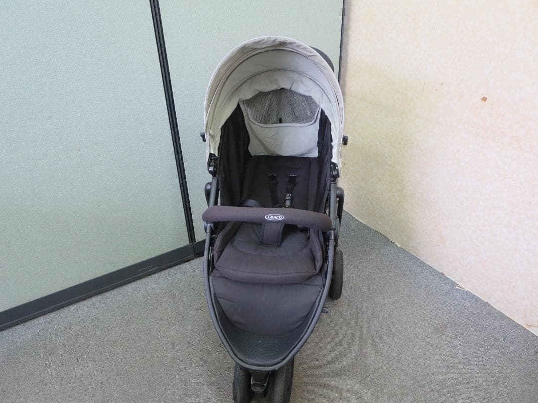 GRACOグレコ　ベビーカーシティトレック GB　3輪ベビーカー