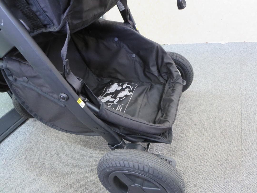 GRACOグレコ　ベビーカーシティトレック GB　3輪ベビーカー