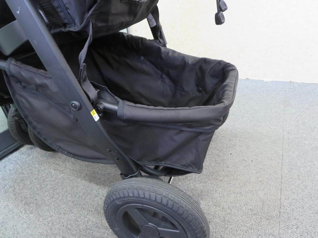 GRACOグレコ　ベビーカーシティトレック GB　3輪ベビーカー