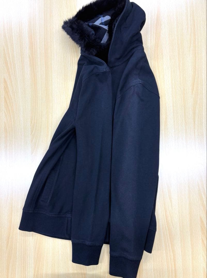 廃盤✨️バーバリーブラックレーベル リアルファー付きパーカー ノバチェック 黒 M