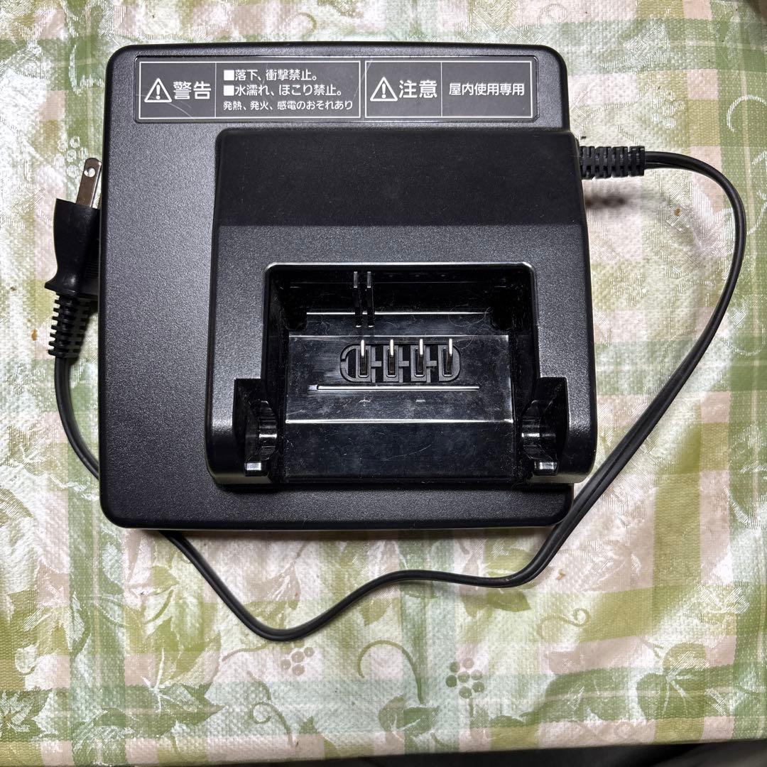 Panasonic バッテリー充電器 NKJ074Z2