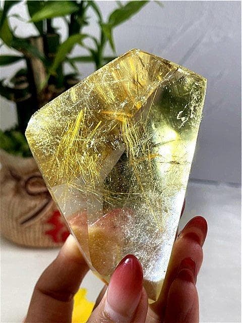 AAA級天然ゴールドルチルクォーツ原石YT7P3/400P07D