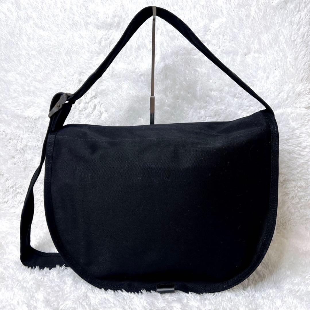 新品✨メッセンジャーバッグ ショルダーバッグ A4 キャンバス 大容量 黒