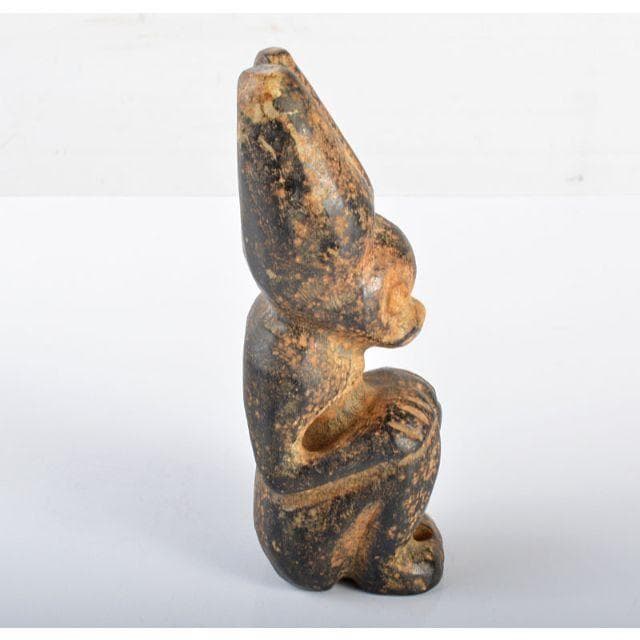 玉石寿山石彫刻　兎　置物