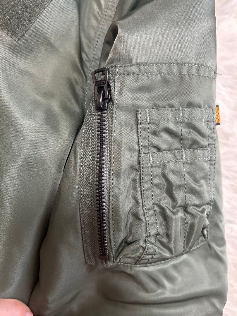 ALPHA INDUSTRIES MA-1フライトジャケット リバーシブル