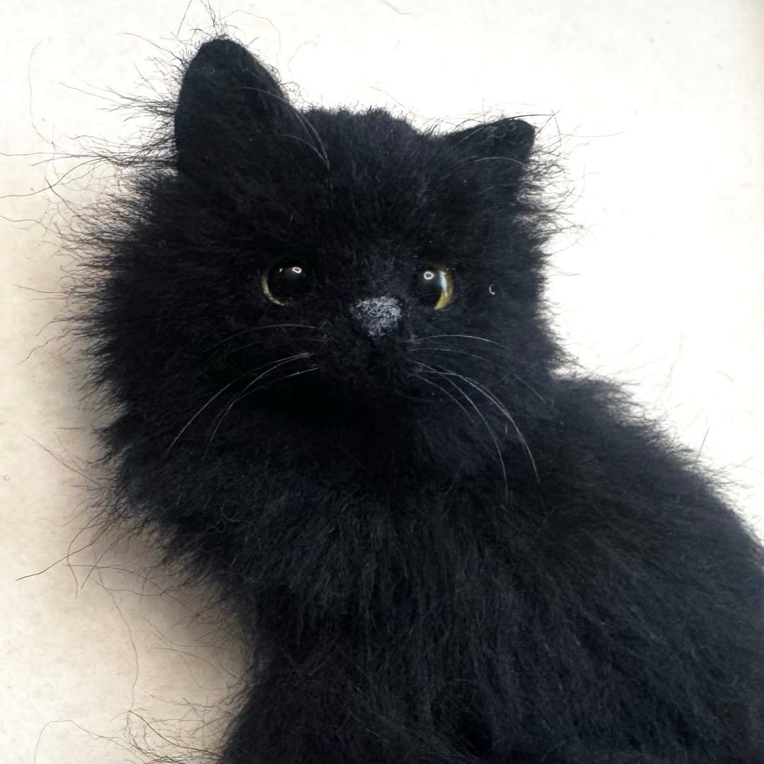 羊毛フェルト猫 黒猫ブローチ