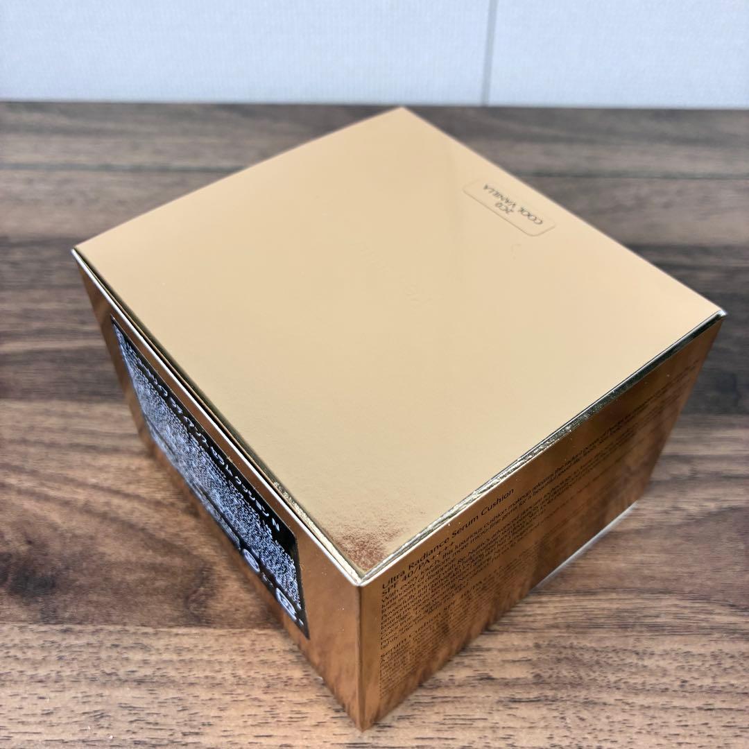 【新品未使用】エスティローダー リニュートリィブ ラディアンスセラムクッションN