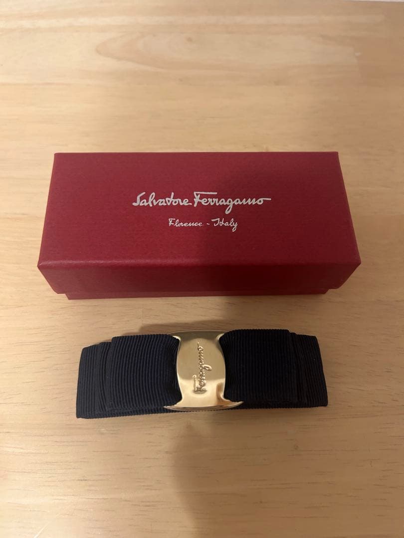 【ほぼ新品未使用】 Ferragamo フェラガモ バレッタ