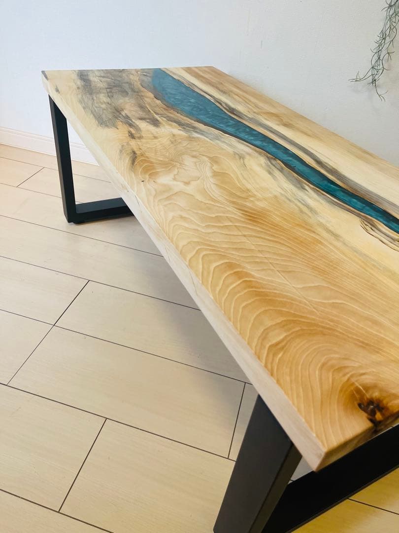 レジンテーブル　ローテーブル 栃　リバーテーブル　アイアン