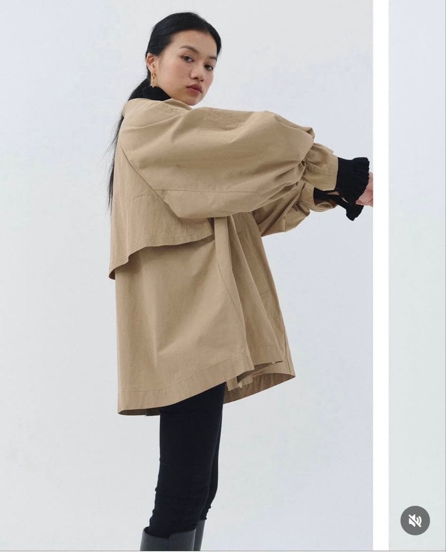 【新品未使用】【極美品】 CLORE Cross over Trench