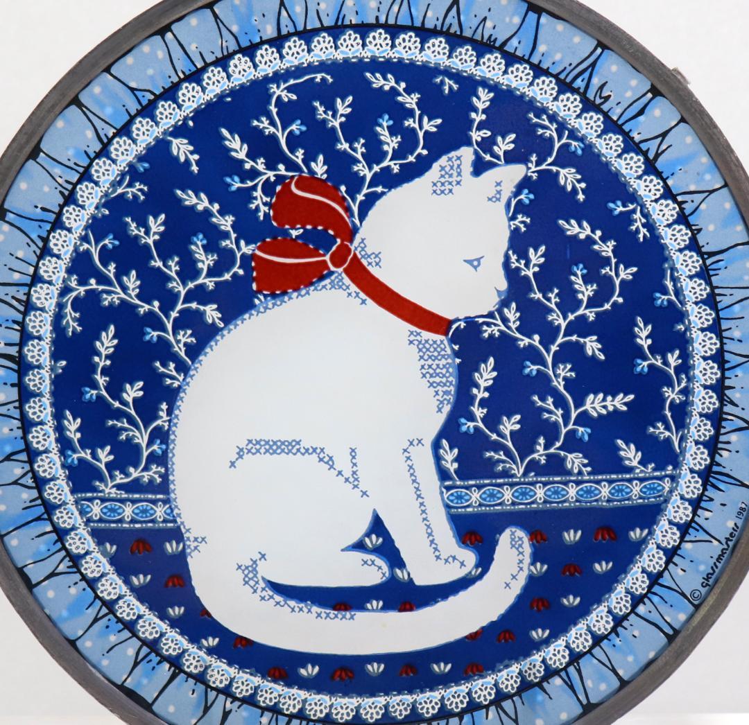 赤いリボンを巻いた白猫 ヴィンテージ ステンドグラス レア 丸型 ブルー 青