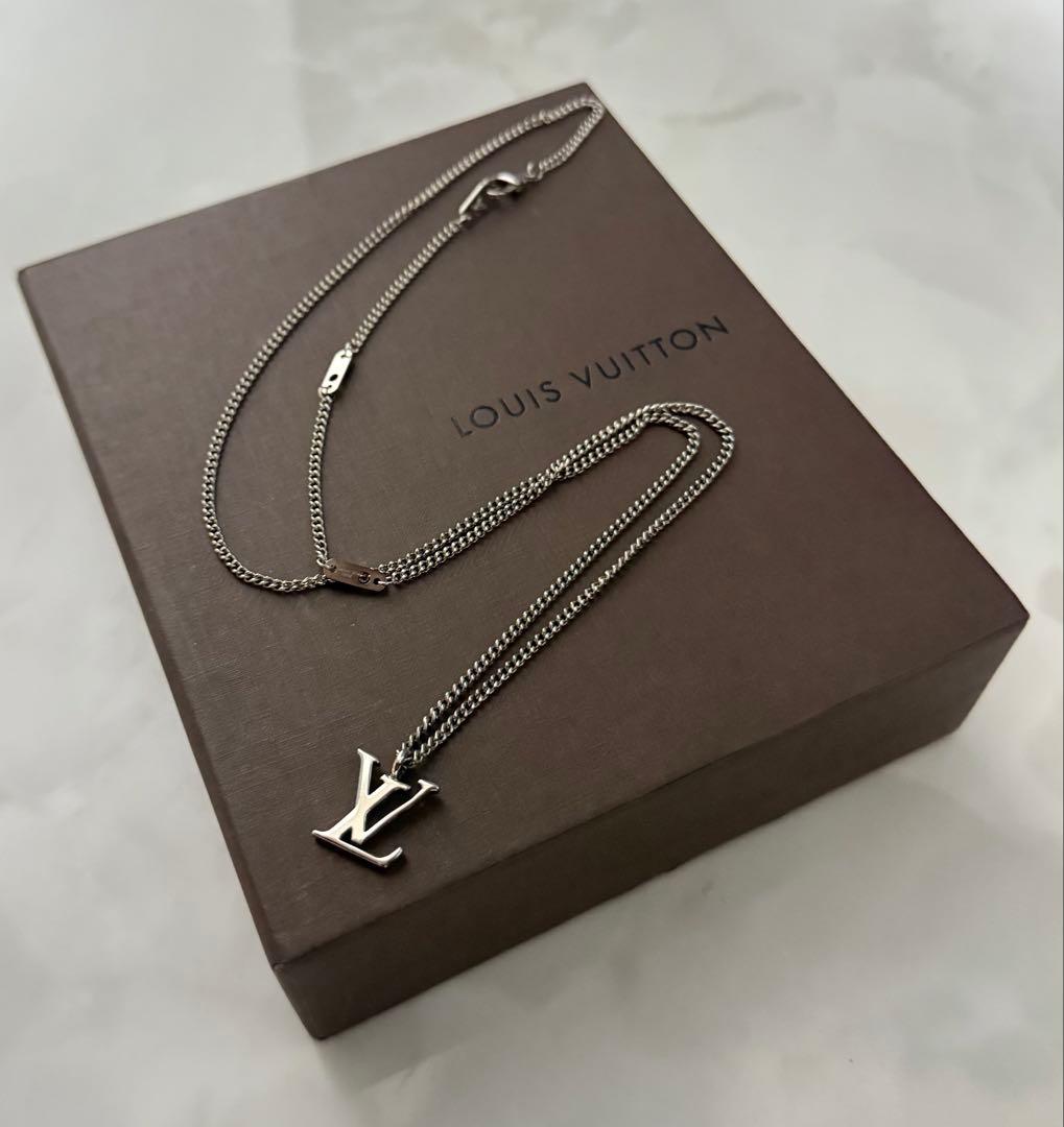 極美品✨ louis vuitton ルイヴィトン ペンダント LV モノグラム