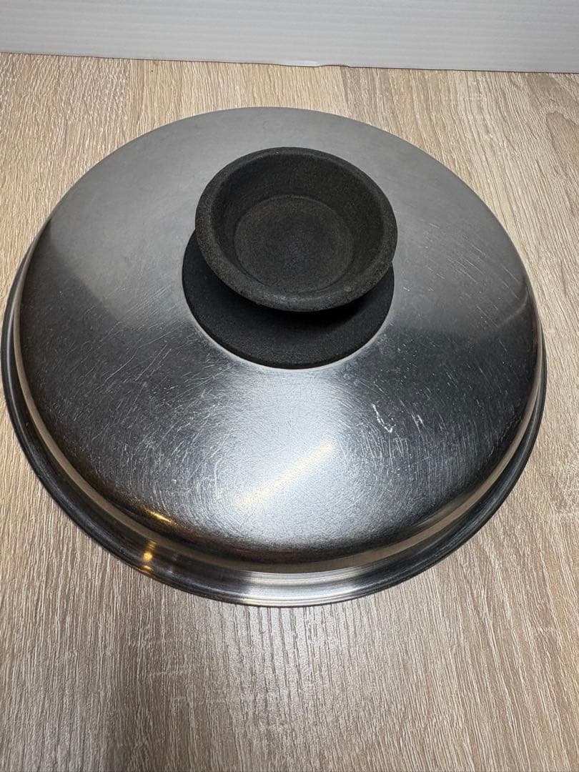 1月３日までに購入で2000円引きますロイヤルクイーン　3コート