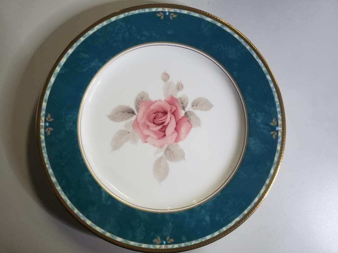 NARUMI CARESS 21cmデザート皿 ３枚セット ナルミ カレス