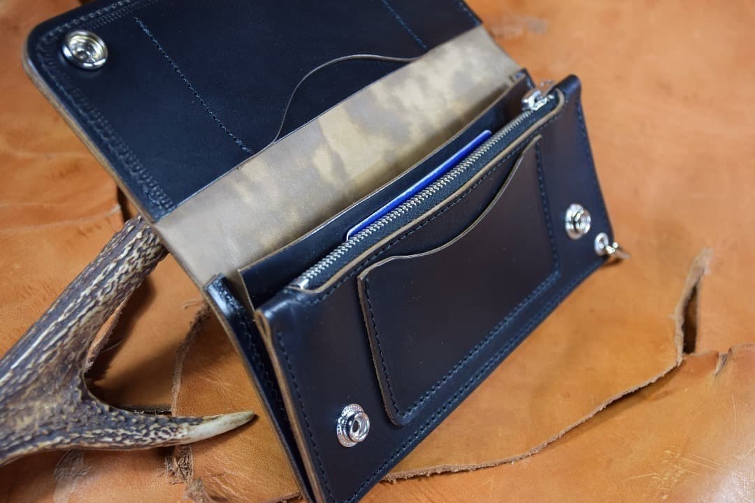 トラッカーウォレット MARYAM社　馬革 　ホースバット　茶芯　黒