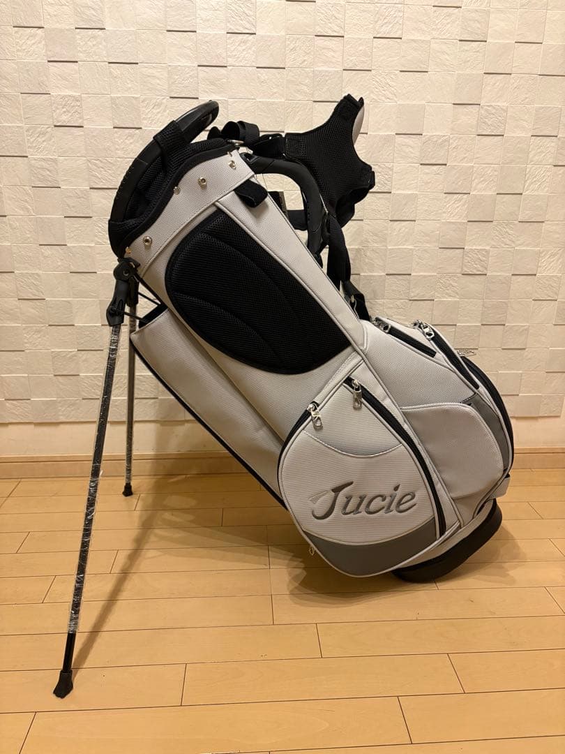 ジューシーゴルフキャリーバック新年限定価格！ 未使用JUCIE スタンドバッグ