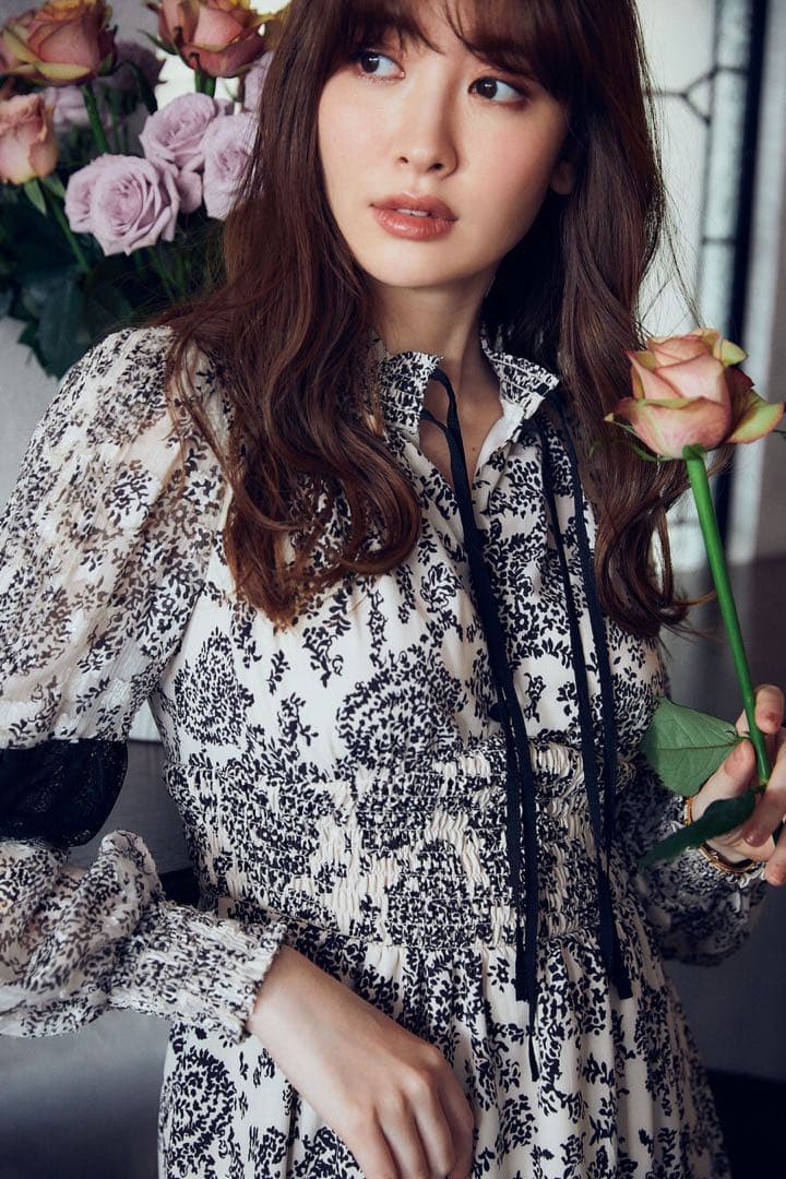 【新品】herliptoウィンターフローラルドレス ワンピース