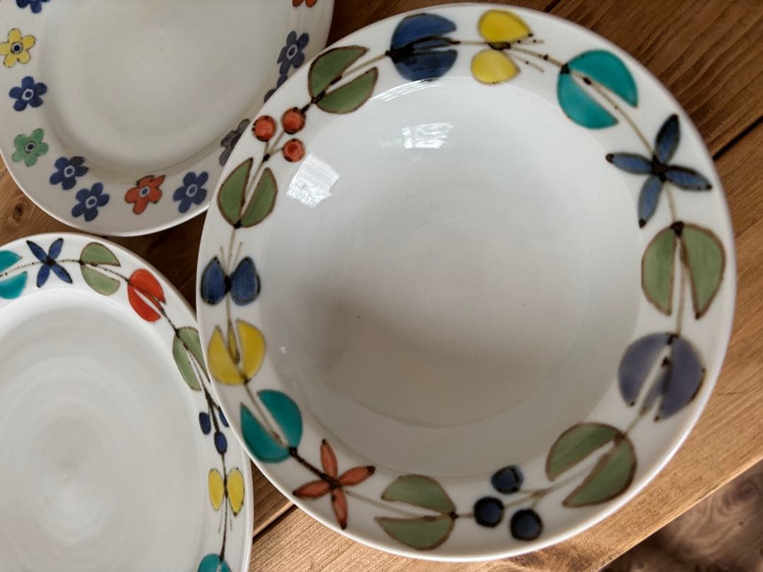 徳永優心 九谷青窯 九谷焼き プレート 皿 3枚セット 色絵花つなぎ