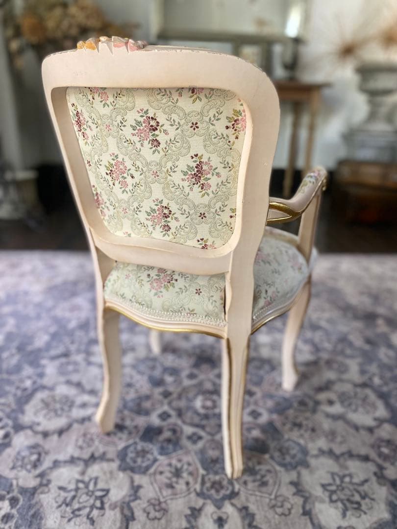 ゆ*ん様 アンティーク風チェア　子供サイズ・ドールチェア