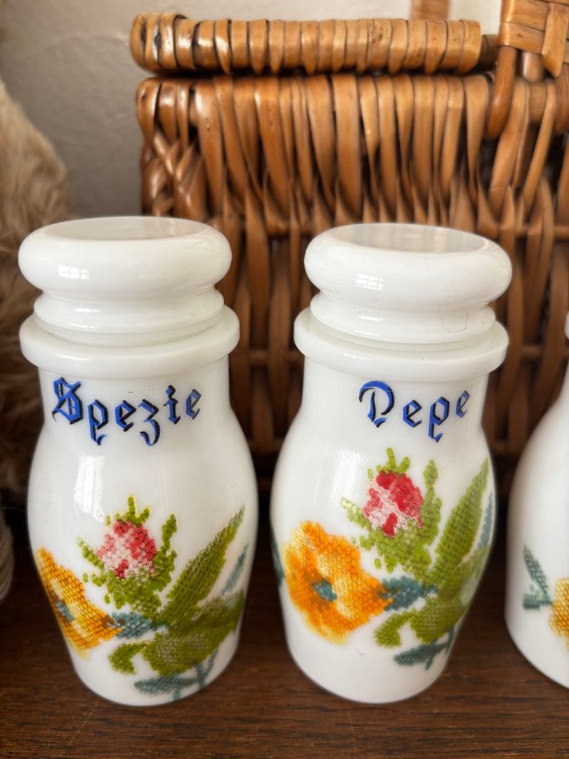 未使用　イタリア製　調味料入れ　ミルクガラス　5個セット