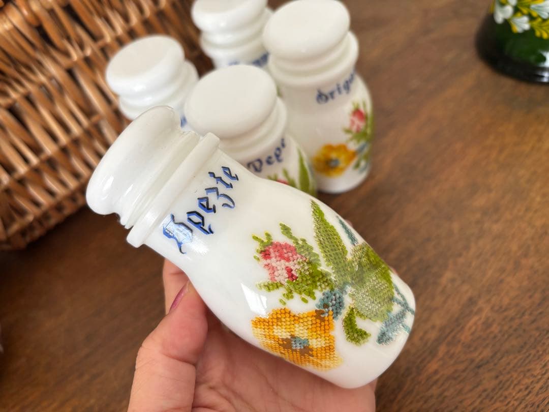 未使用　イタリア製　調味料入れ　ミルクガラス　5個セット