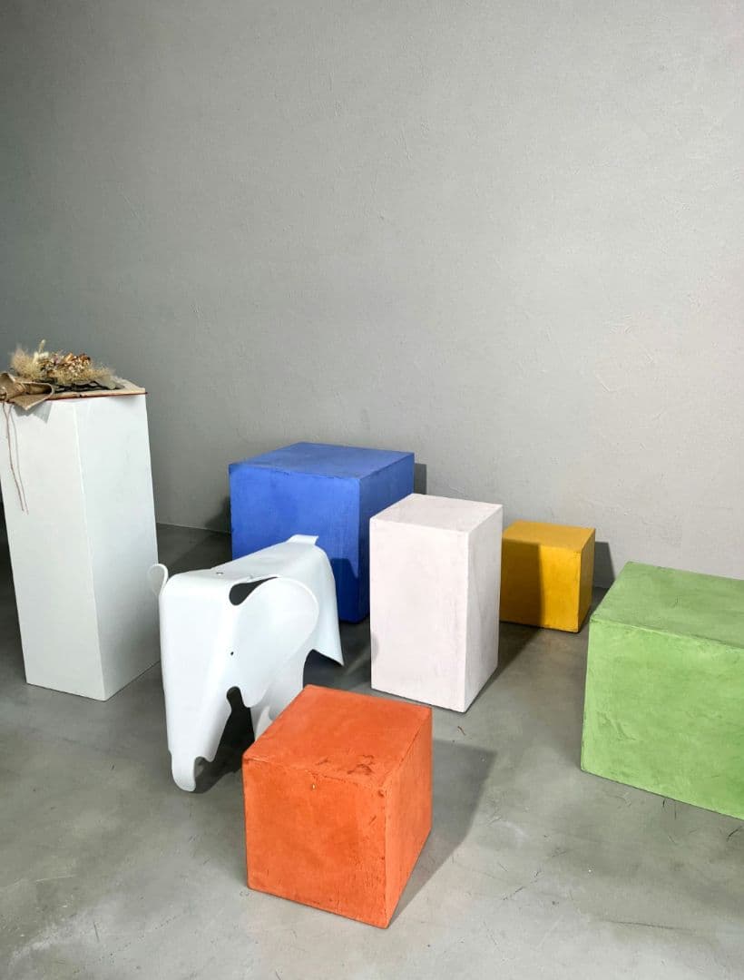 モールテックス ディスプレイテーブル オブジェ オーダー制作 コンクリ家具