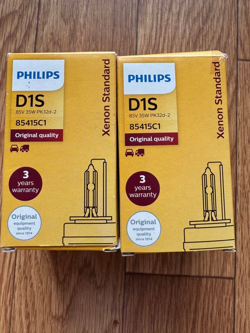 ベンツ　W204 PHILIPS D1S HID 85V 35W 4200K