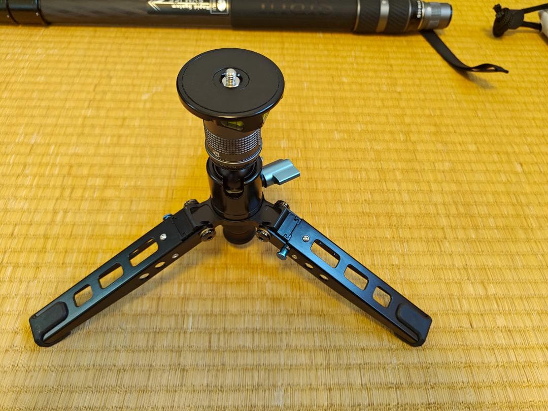 【ほぼ新品】SIRUI 一脚トラベル一脚 カーボン製 SVM-165