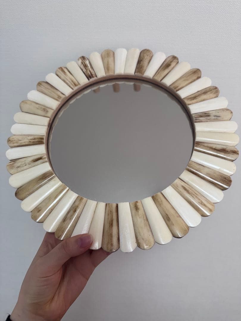 【値段交渉不可】円形木製壁掛け鏡 直径約30cm