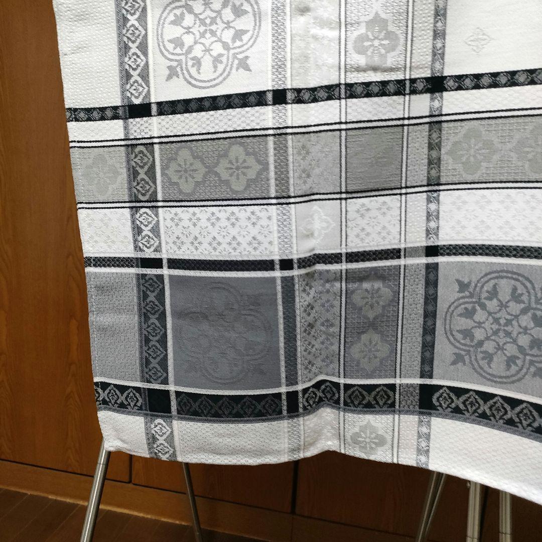 撥水加工ジャガード織テーブルクロス　ランソレイヤード　フランス