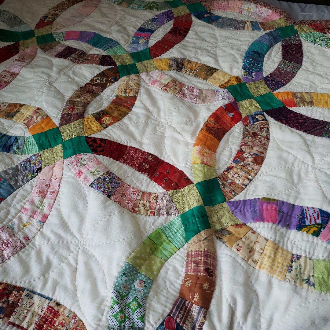 パッチワーク　ハンドメイド　キルトベッドカバー　ソファーカバー　タペストリー