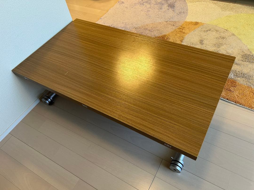 天板が2倍に広がるガス圧昇降テーブル／定価27,800円