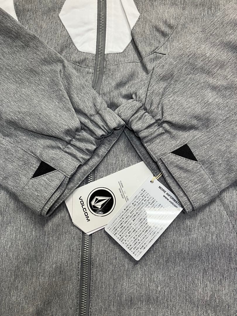 未使用　ボルコム　ヴォルコム　スノボウェア　ジャケット　メンズ　S　アウター