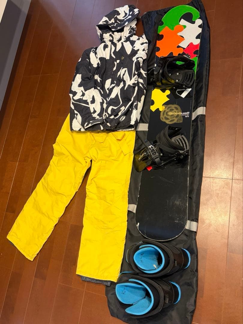 スノーボードセット　キッズ　ウエア、ブーツ、ボード