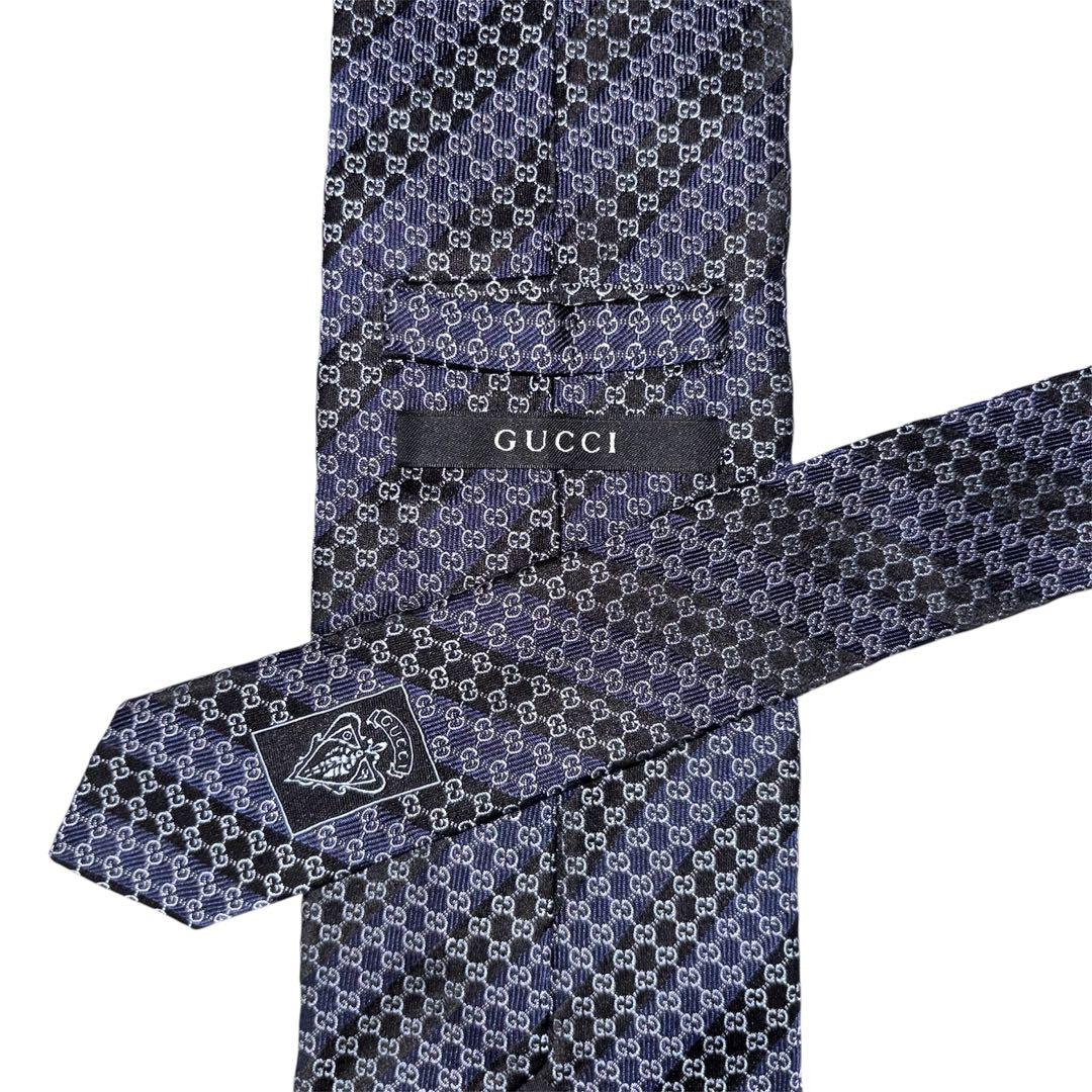 ✨未使用品✨ Gucci グッチネクタイ　GG柄　ロゴ　ストライプ　ネイビー