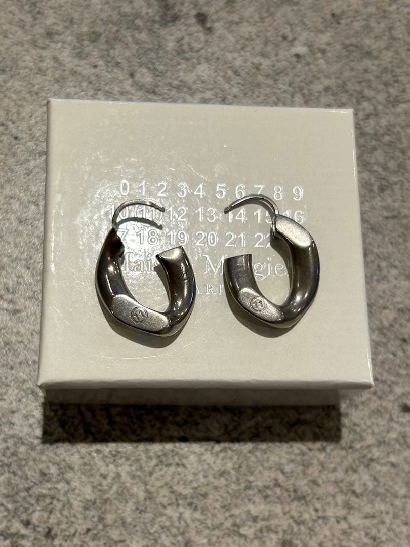 Maison Margiela 新品ピアス