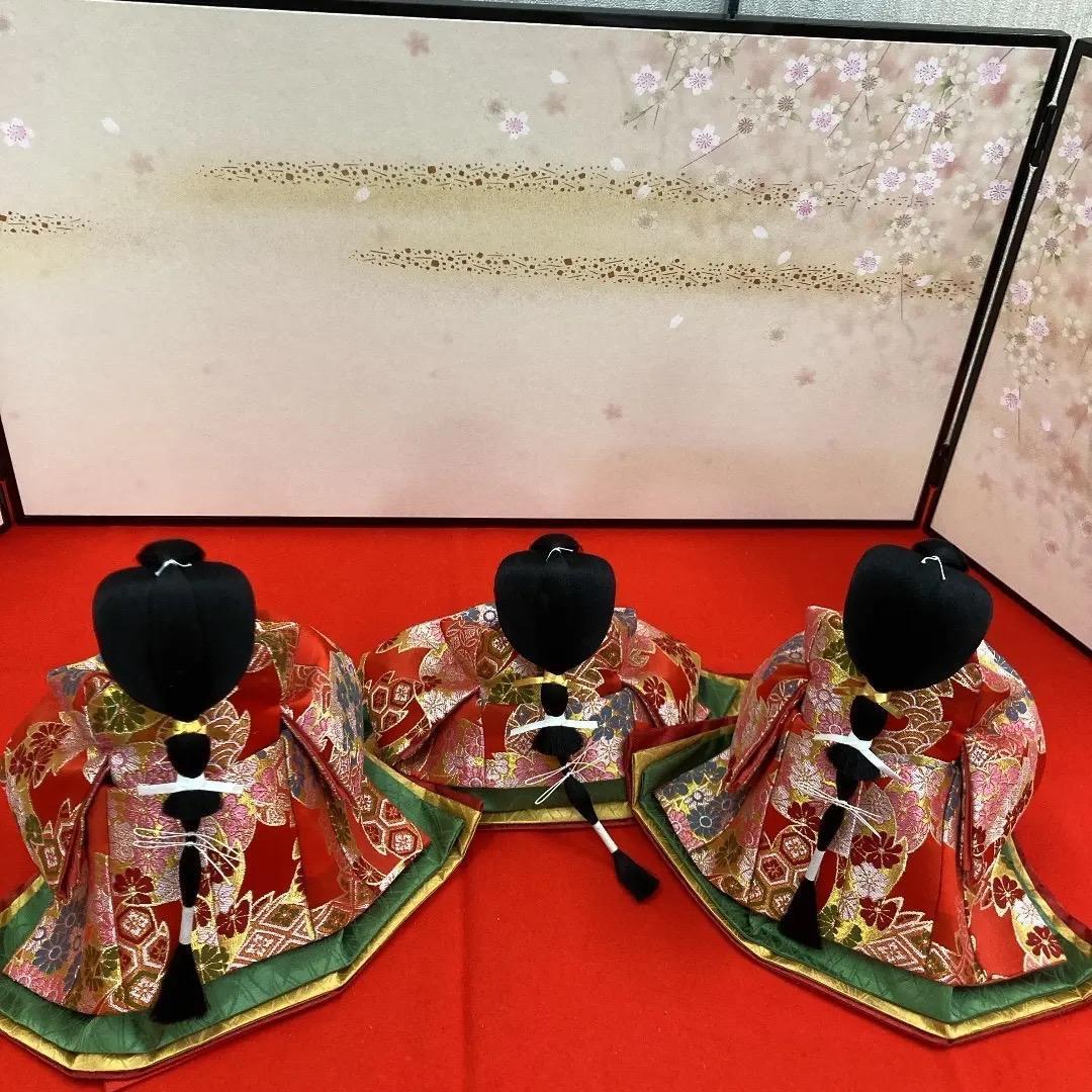 C4 豪華な衣裳　ひな人形　三人官女のみ　三五サイズ　雛飾り　雛人形