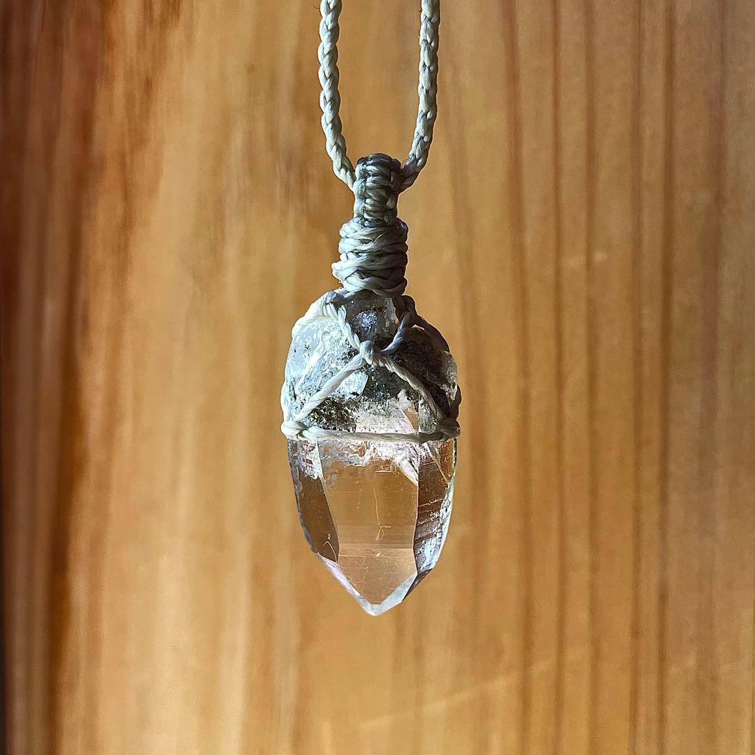 ヒマラヤ水晶 ガネッシュヒマール ＊ マクラメペンダント ネックレス 37