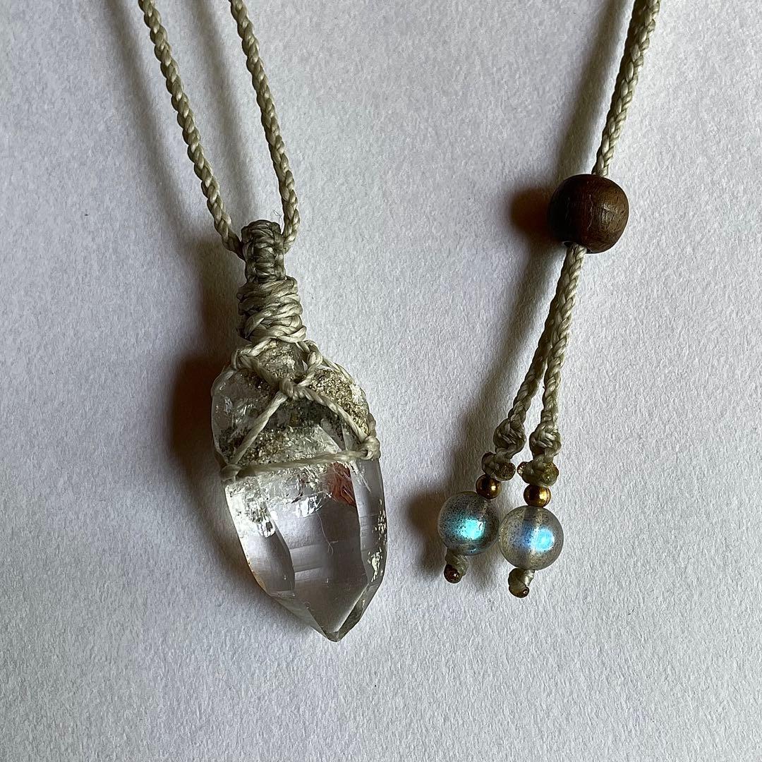 ヒマラヤ水晶 ガネッシュヒマール ＊ マクラメペンダント ネックレス 37