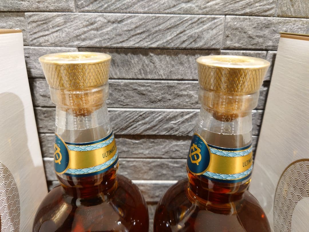 新品未開封　CHIVAS REGAL 18年 水樽　２本