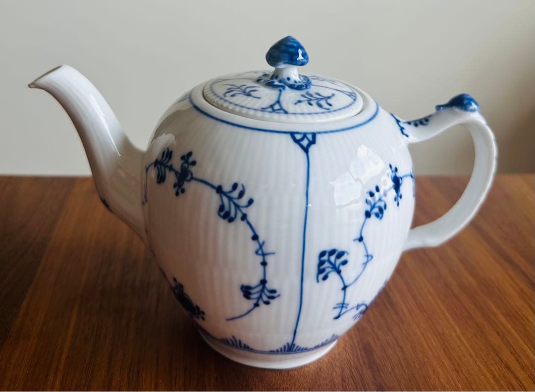 ロイヤルコペンハーゲン ブルーフルーテッドプレイン ティーポット