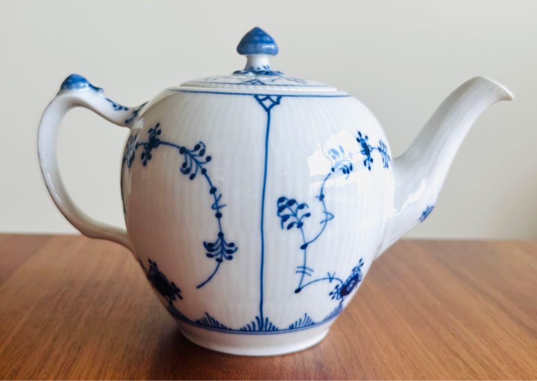ロイヤルコペンハーゲン ブルーフルーテッドプレイン ティーポット
