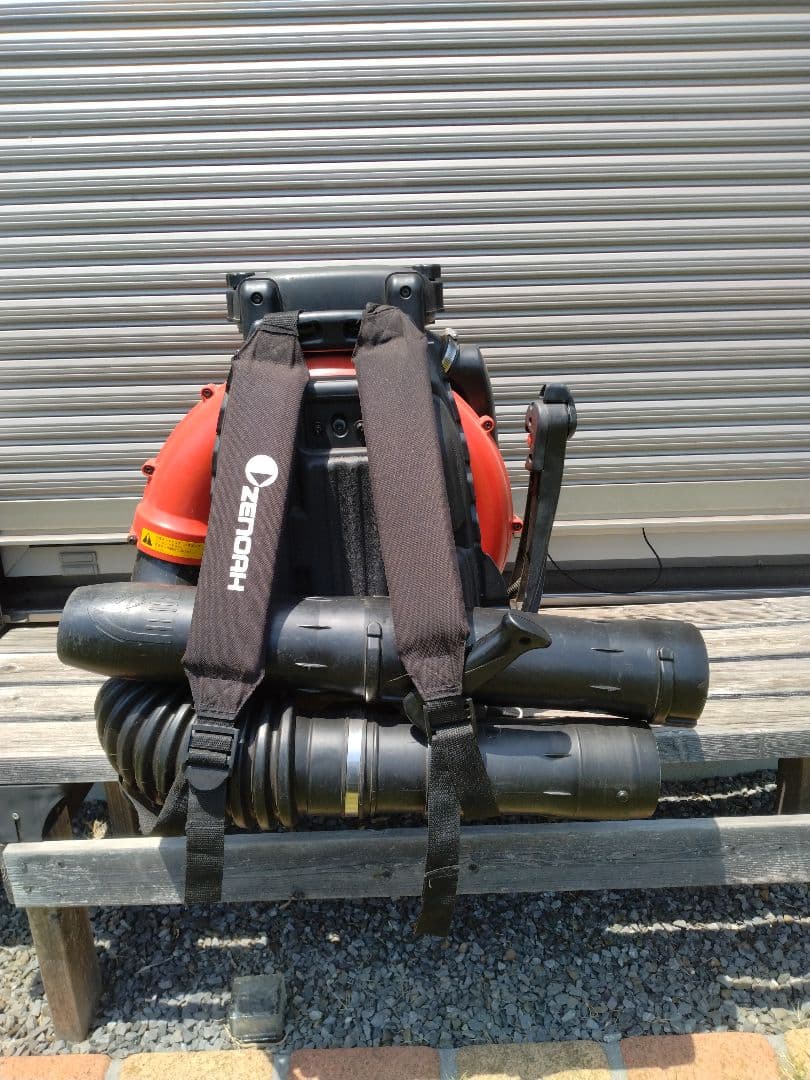 ゼノア 背負い式ブロワー EBZ8500