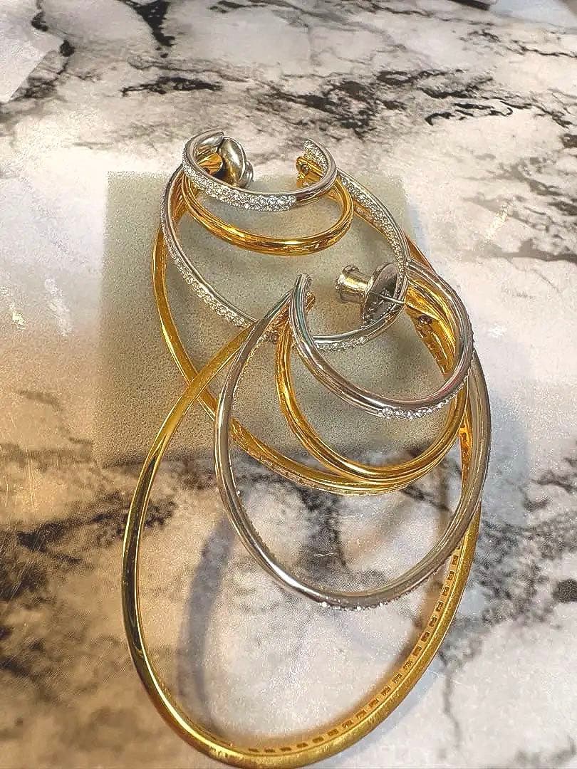 スワロフスキーピアス