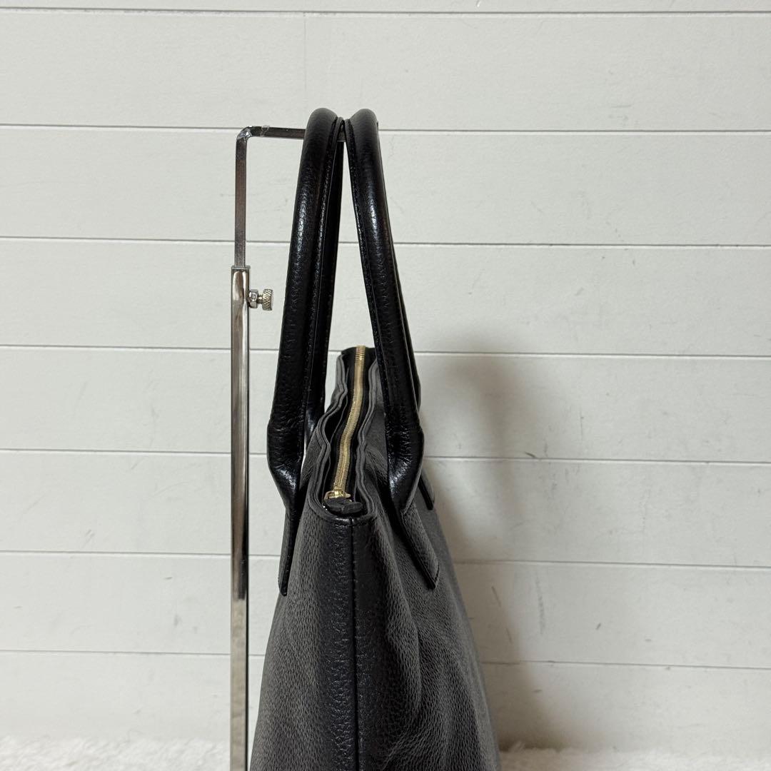 クラッチバッグのみ