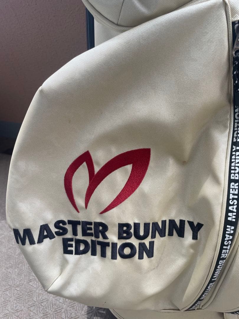 MASTER BUNNY EDITION スタンド式キャディバッグ