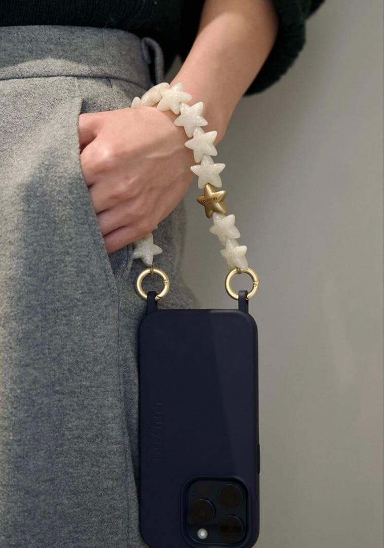 LOUVINI PETIT ETOILE whiteハンドストラップ